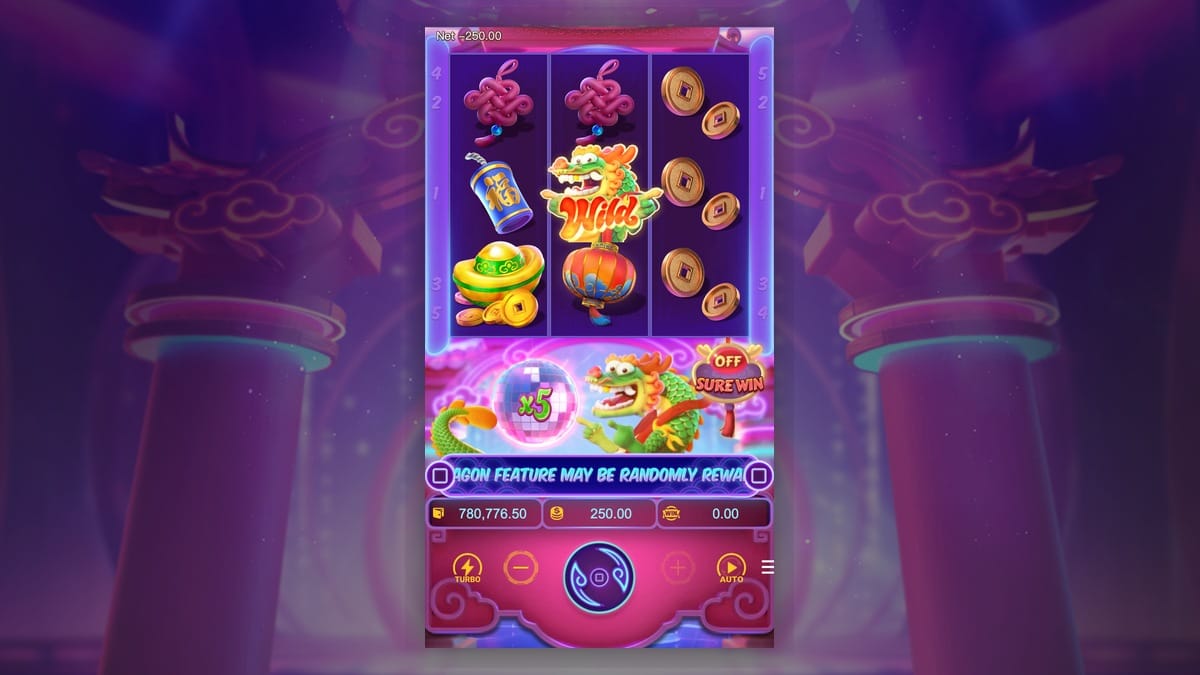 Sure Win Bet ativado no Fortune Dragon com indicador ON na tela e aposta aumentada 5x. PG Soft.
