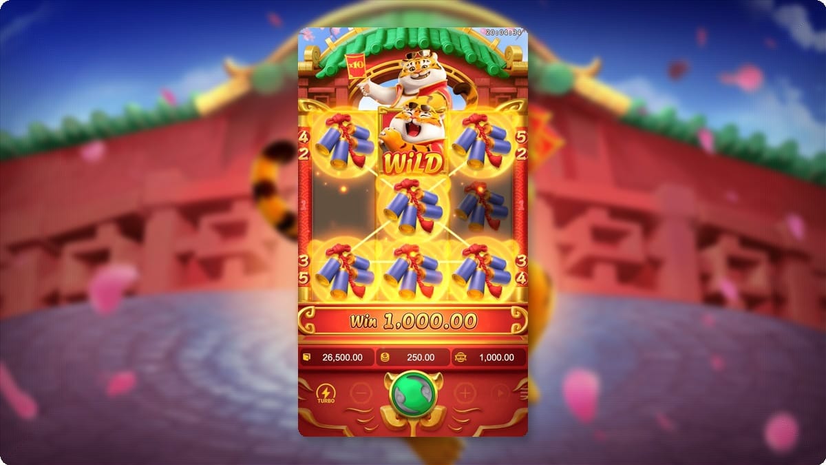 Fortune Tiger Feature em ação: Wild surge no topo e foguetes travam nas posições da grade. PG Soft.